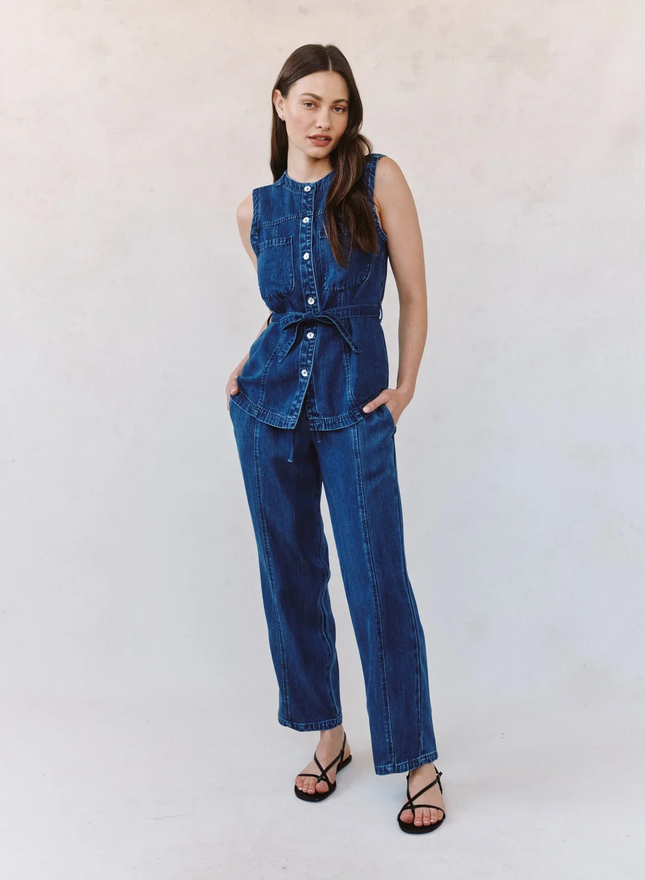 BELLA DAHL - WOMEN'S SEAMED BELTED VEST - Image 3