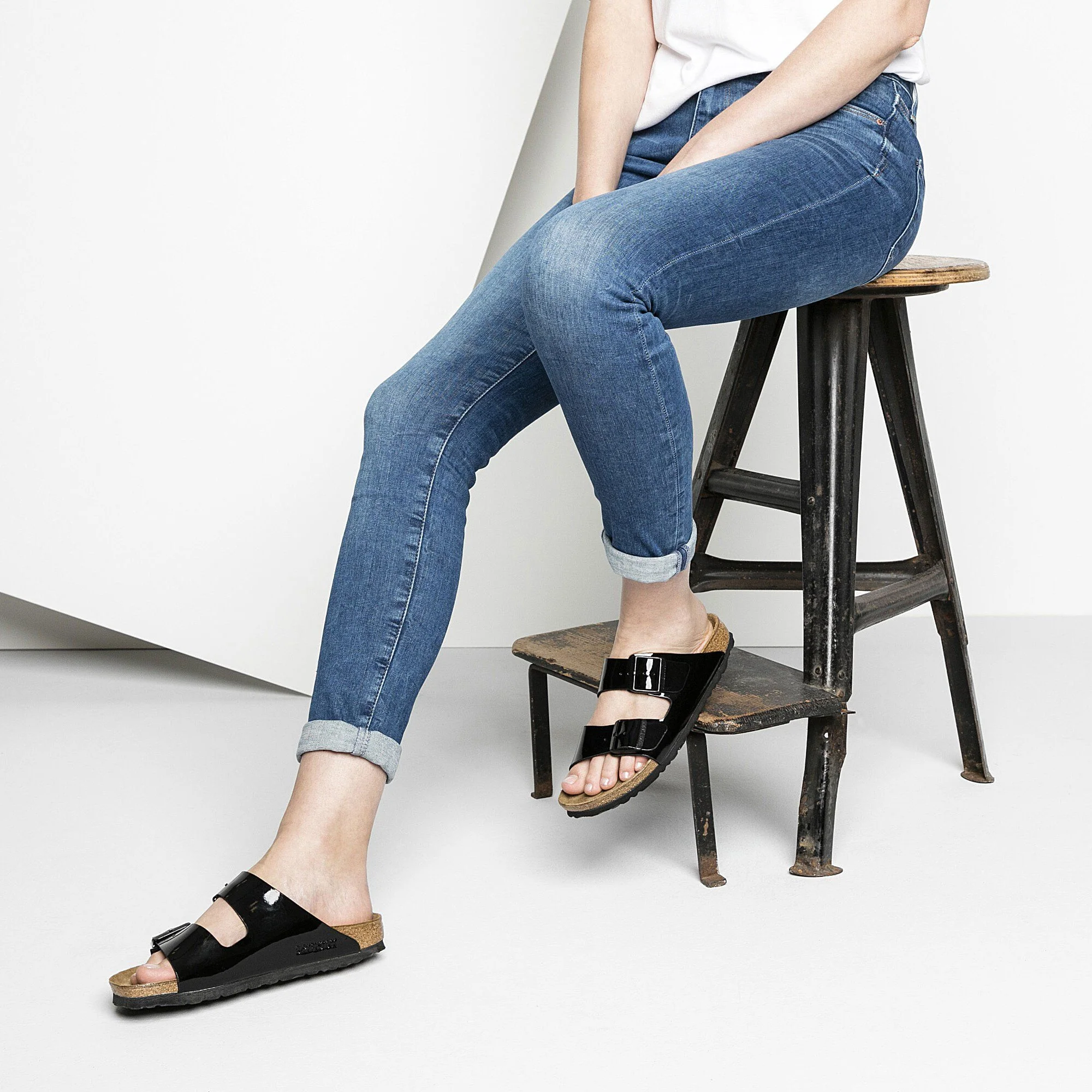 BIRKENTOCK- ARIZONA BIRKO-FLOR PATENT SANDAL - Image 5