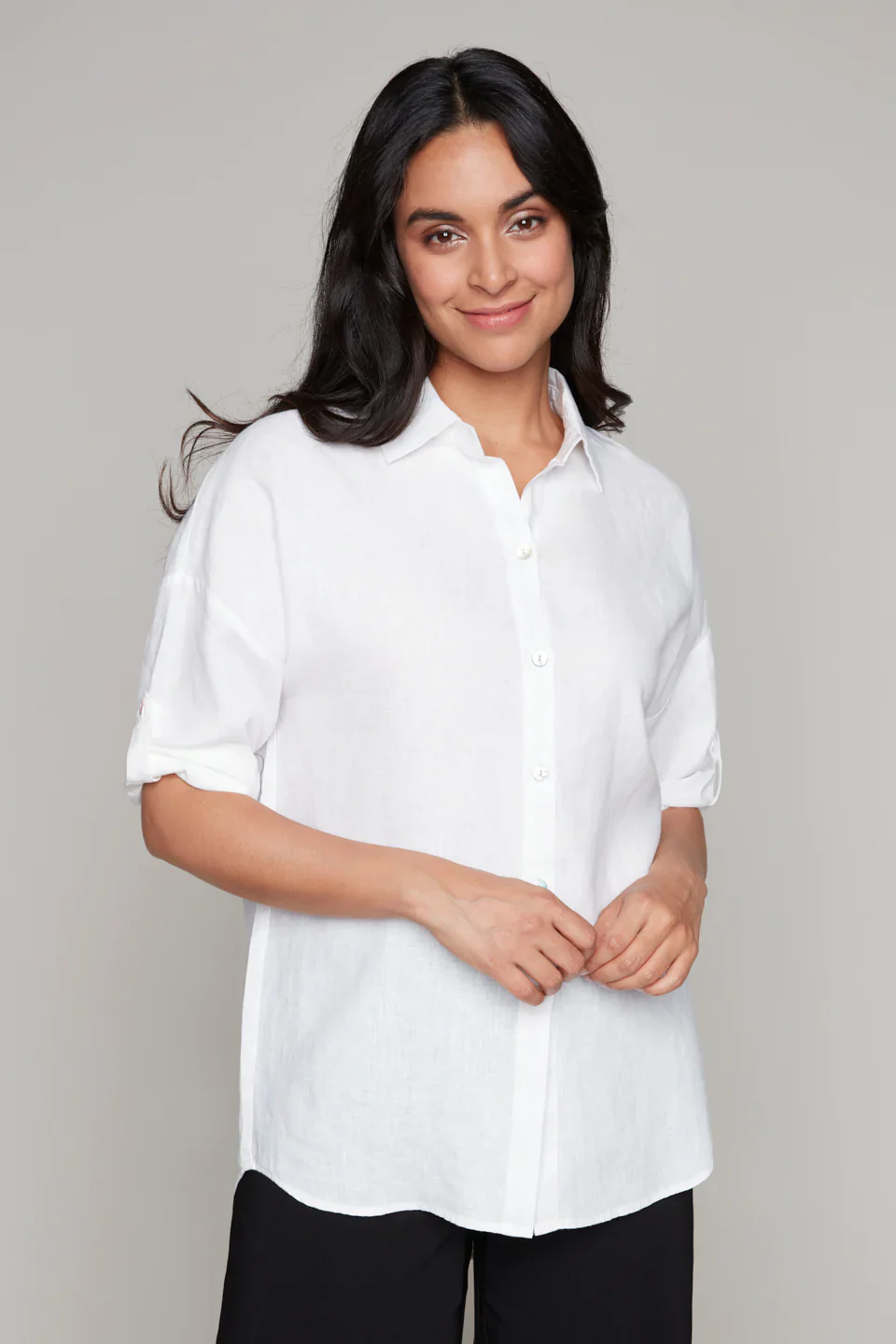 CARRE NOIR- WOMEN'S LINEN BUTTON FRONT TOP - Image 3