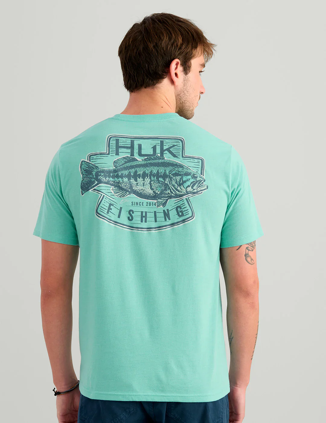 HUK - MEN'S KC PLAQUE SS POCKET TEE - Image 2
