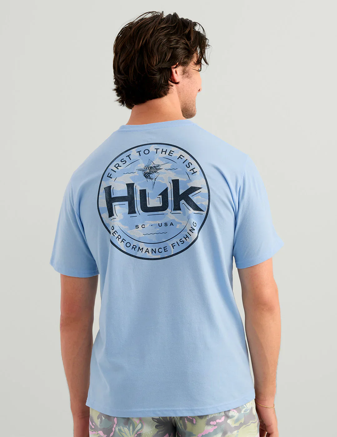 HUK - MEN'S MARLIN CIRCLE SS POCKET TEE - Image 3