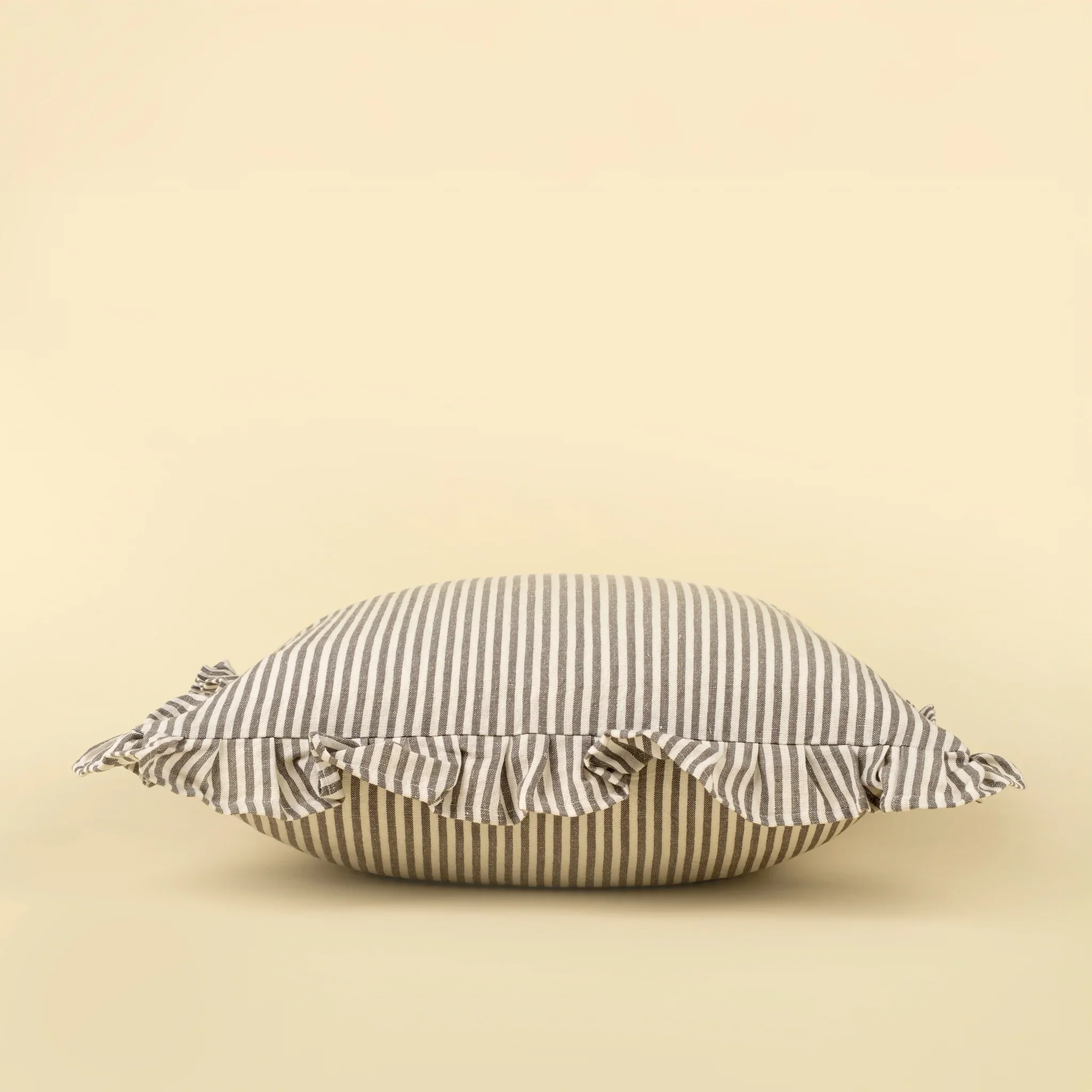 INDABA - 20X20 RUFFEL THIGN STRIPED PILLOW GREY - Image 3