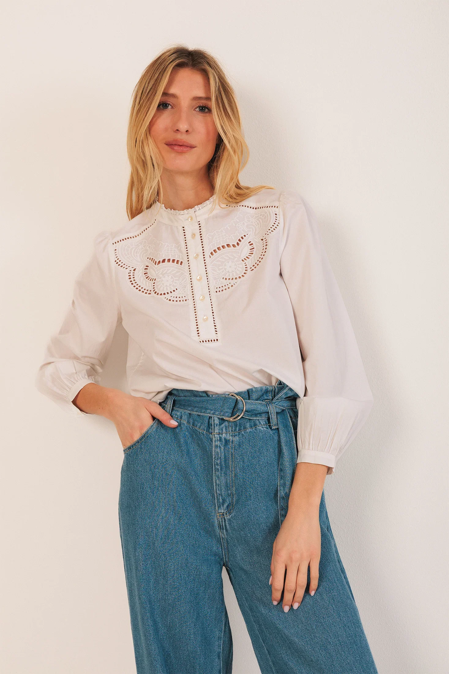 INDI & COLD- WOMEN'S EMBROIDERED TRIMMED BLOUSE - Image 4