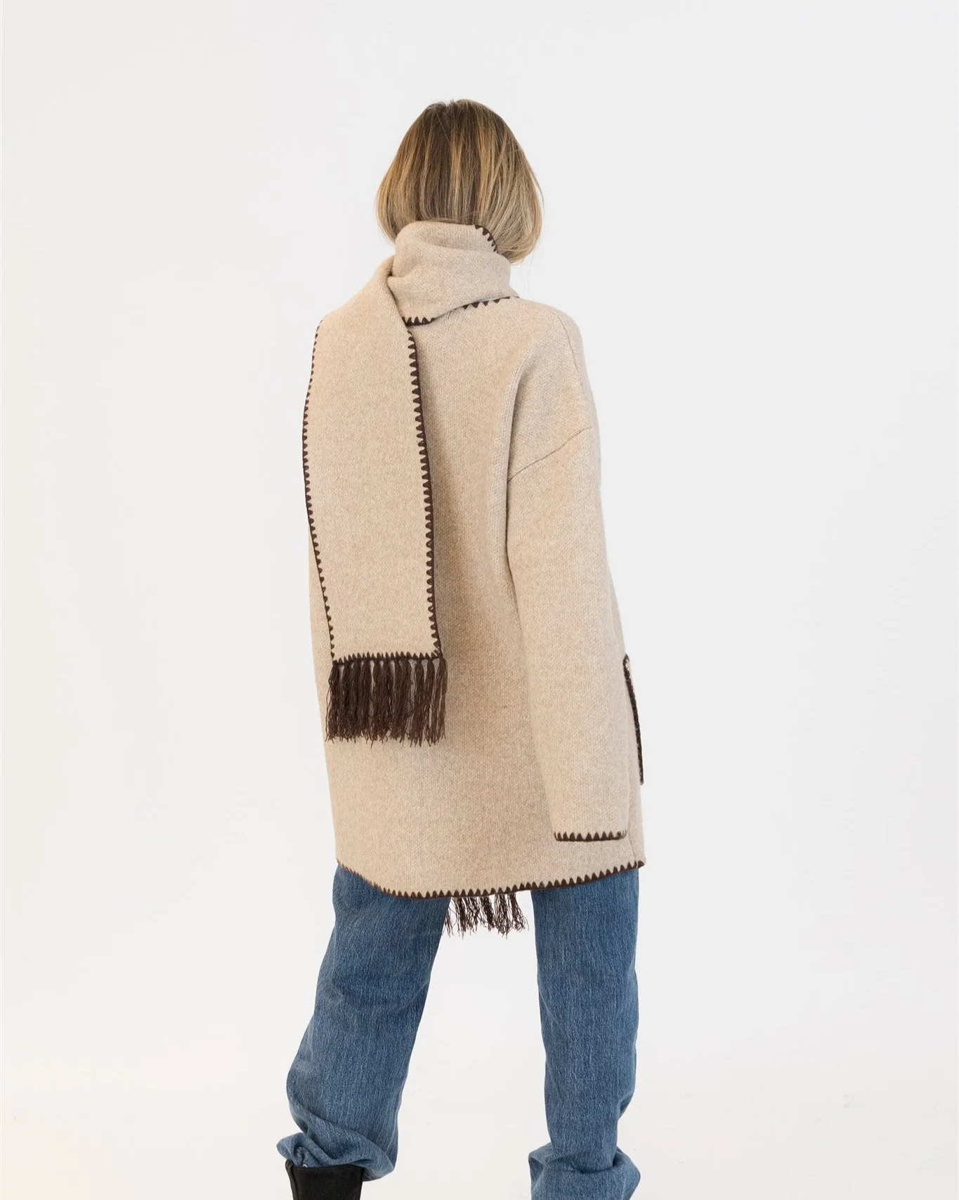 LYLA & LUXE - WOMEN'S DELANEY SHORT COAT - Image 3