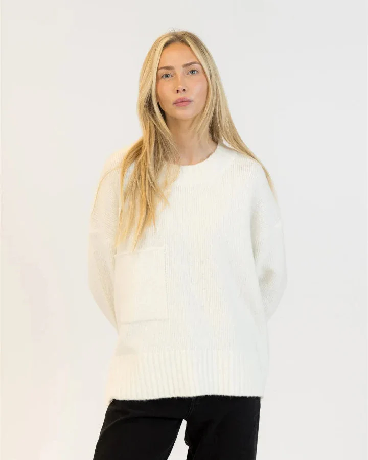 LYLA & LUXE - WOMEN'S OLLIE ECO SWEATER - Image 2