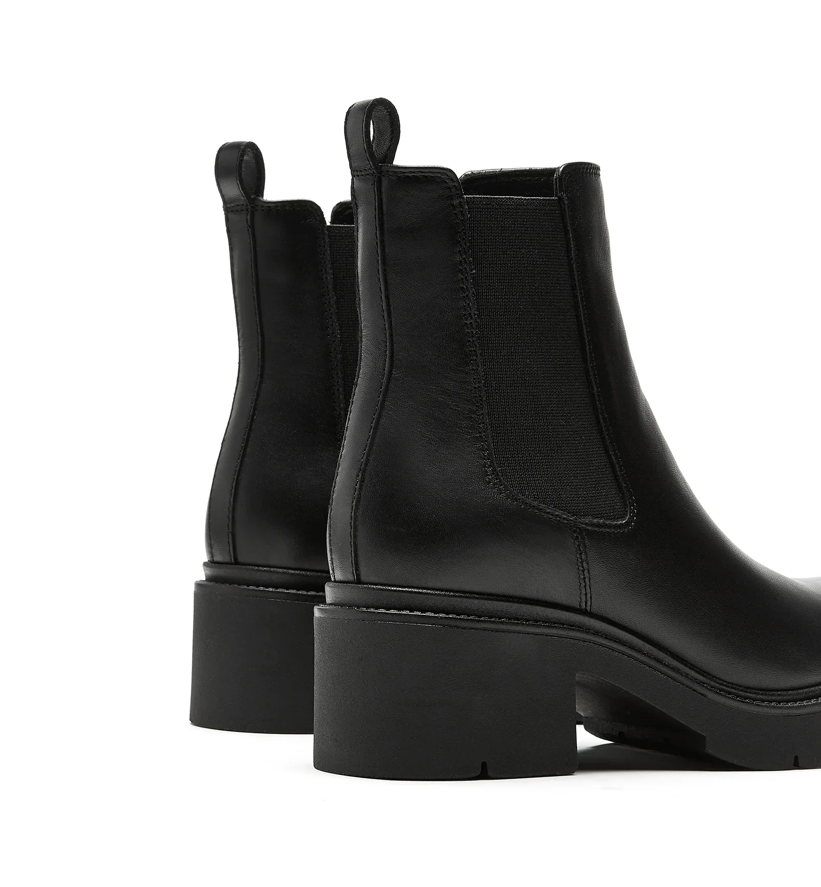 LA CANADIENNE- WOMEN'S AXTON LEATHER BOOTIE - Image 4