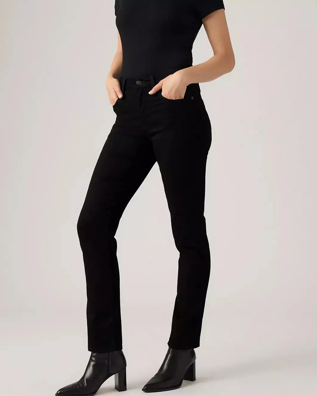 LEVI - WOMEN'S 724 HIGH RISE STRAIGHT PANT - Image 3
