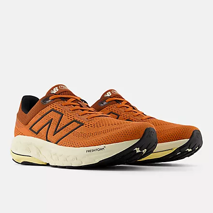 NEW BALANCE- MEN'S 860 ATHLETIC SHOE - Image 2