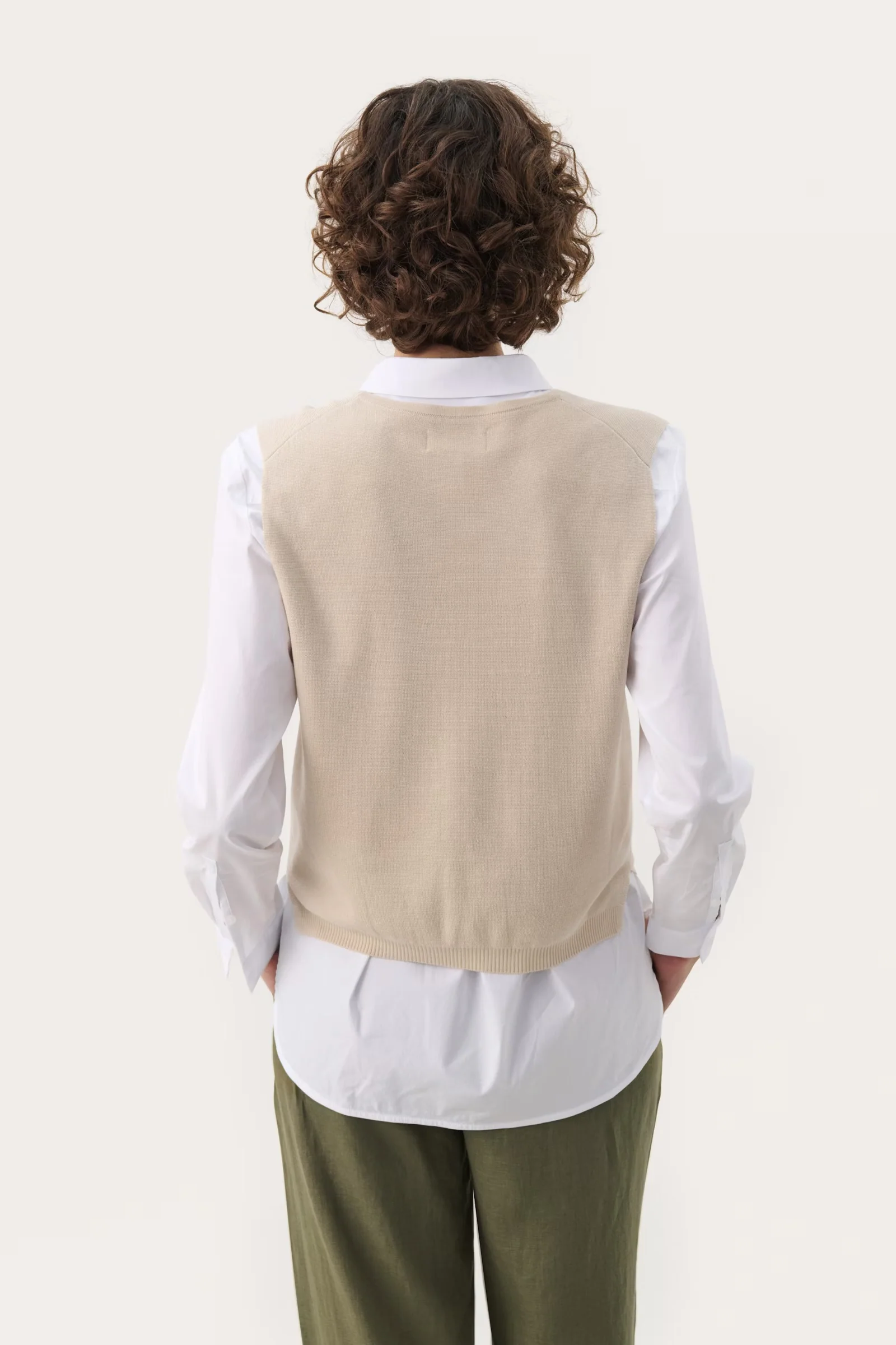 PART TWO- WOMEN’S NATIKA VEST - Image 6