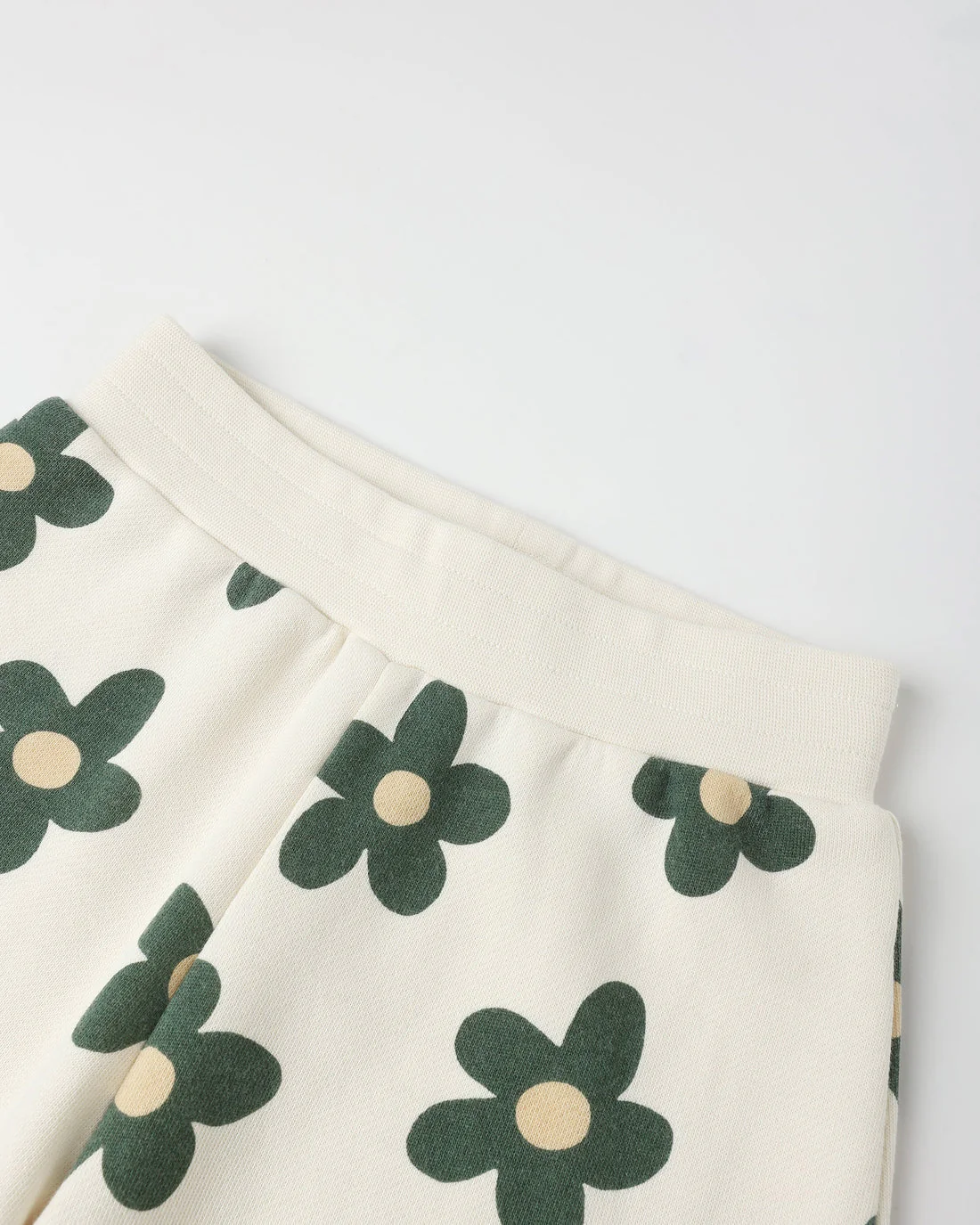 RYLEE + CRU- KIDS WIDE LEG DAISY SWEATPANT - Image 4