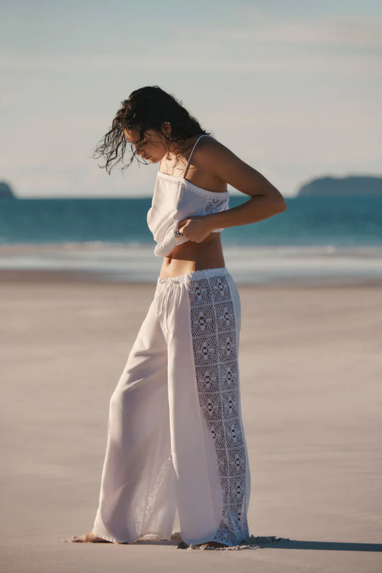 SEA LEVEL - SHORE LINEN PANELLED SHIFT
CAMI TOP - Image 4