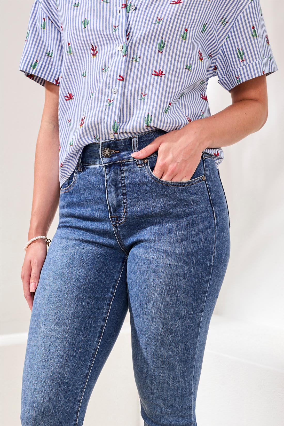 Tribal - Sophia Mid Rise, Straight Leg Jeans #7572O - Image 2
