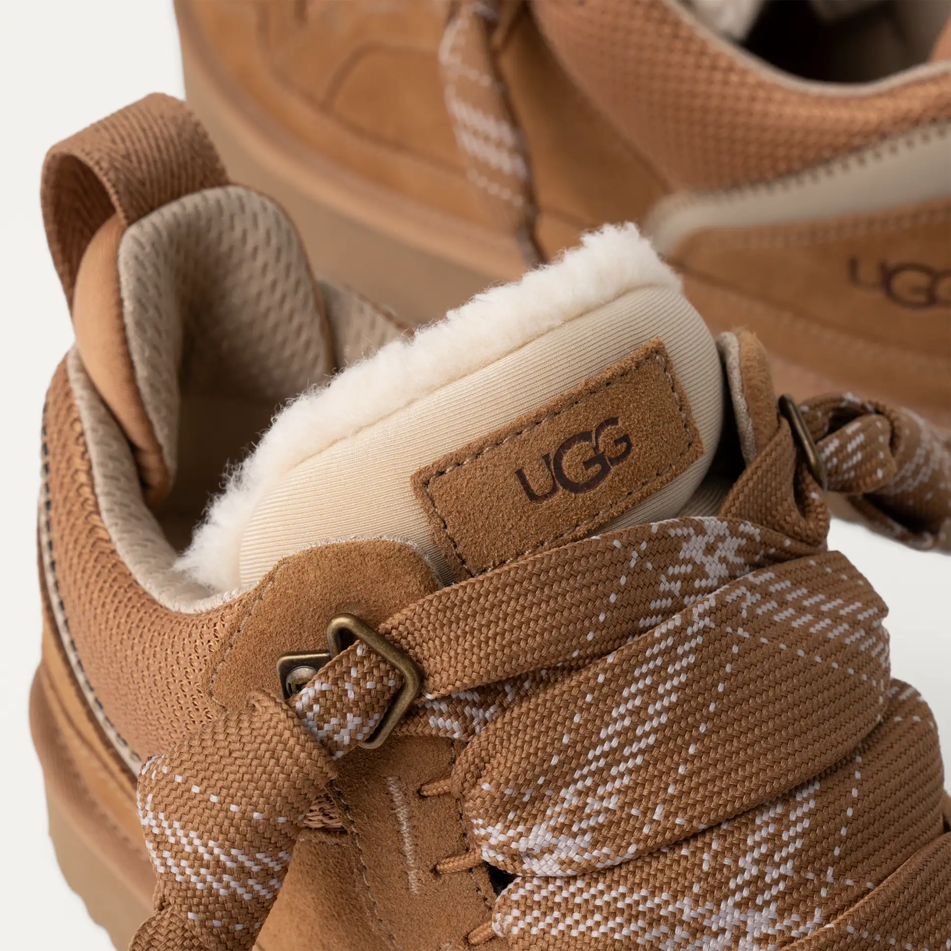 UGG - TODDLER LOWMEL BOOT - Image 3